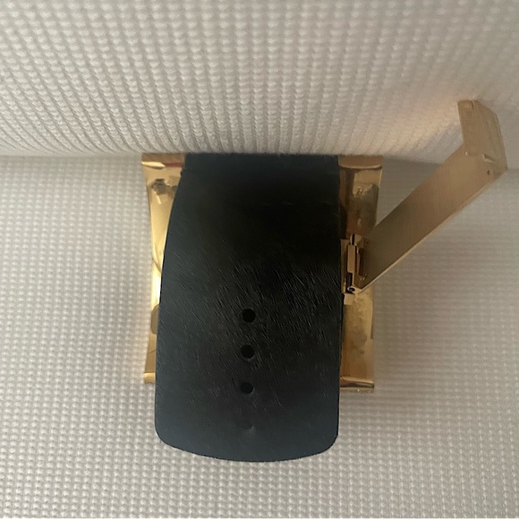 EUC HENRI BENDEL WHITE RHINESTONE CUFF & BUCKLE BRACELET - Picture 8 of 10